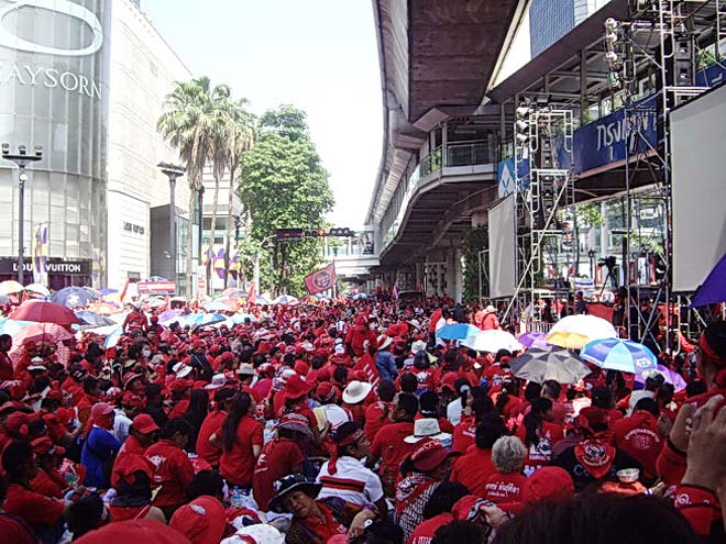 redshirt002