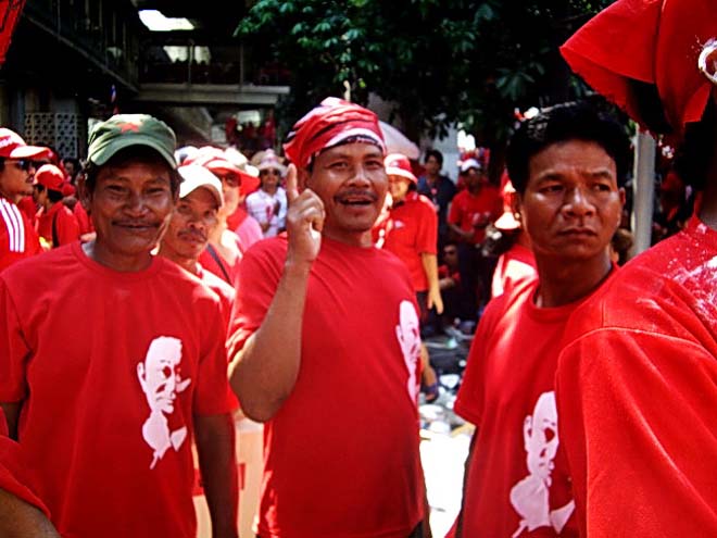 redshirt018